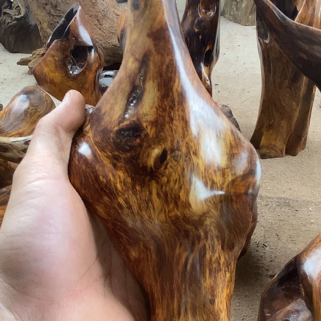 木阿****装黄花梨随形料子