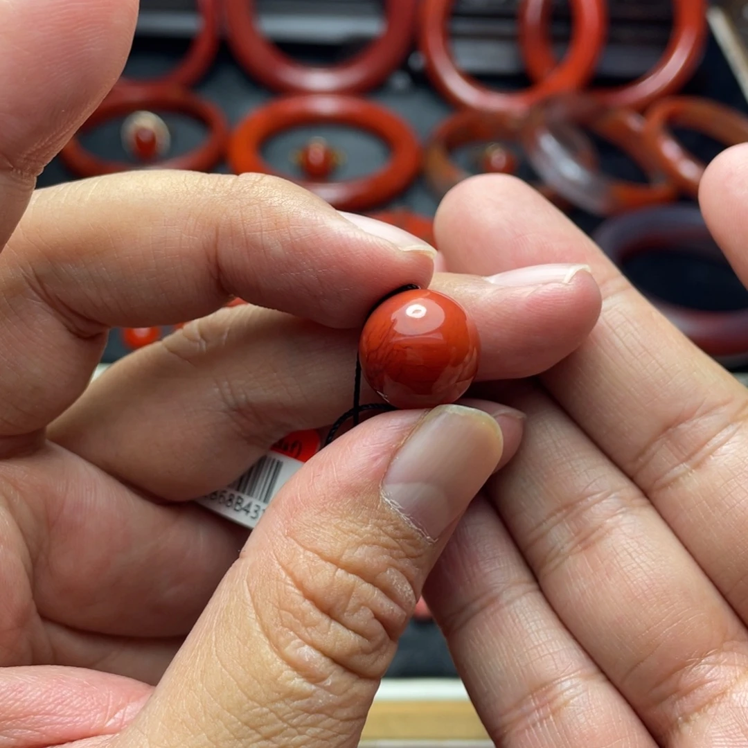 南红玛瑙未镶嵌颈饰14.6mm