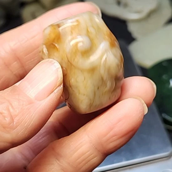 和田玉未镶嵌挂件