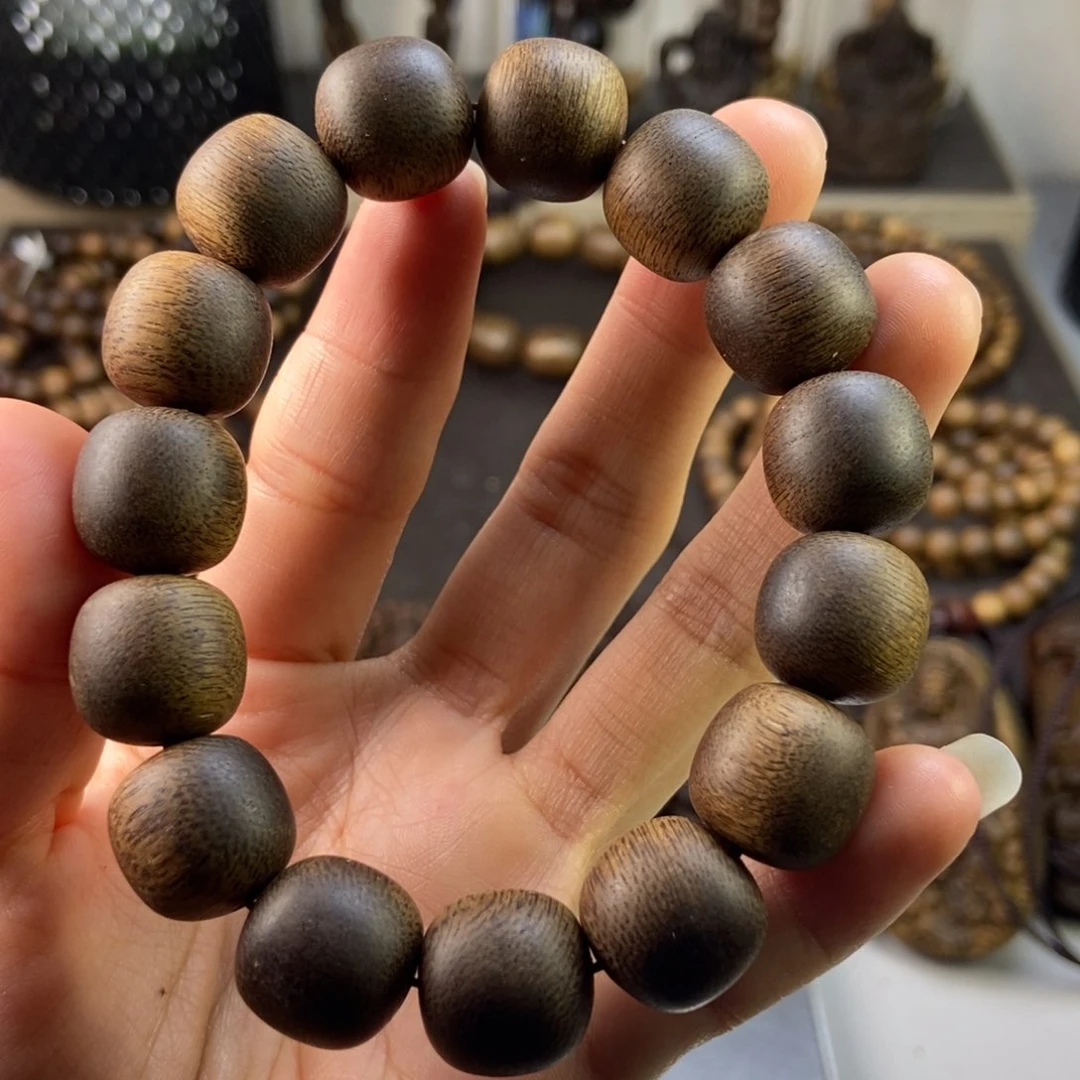 手串沉香雄****人越南芽庄白