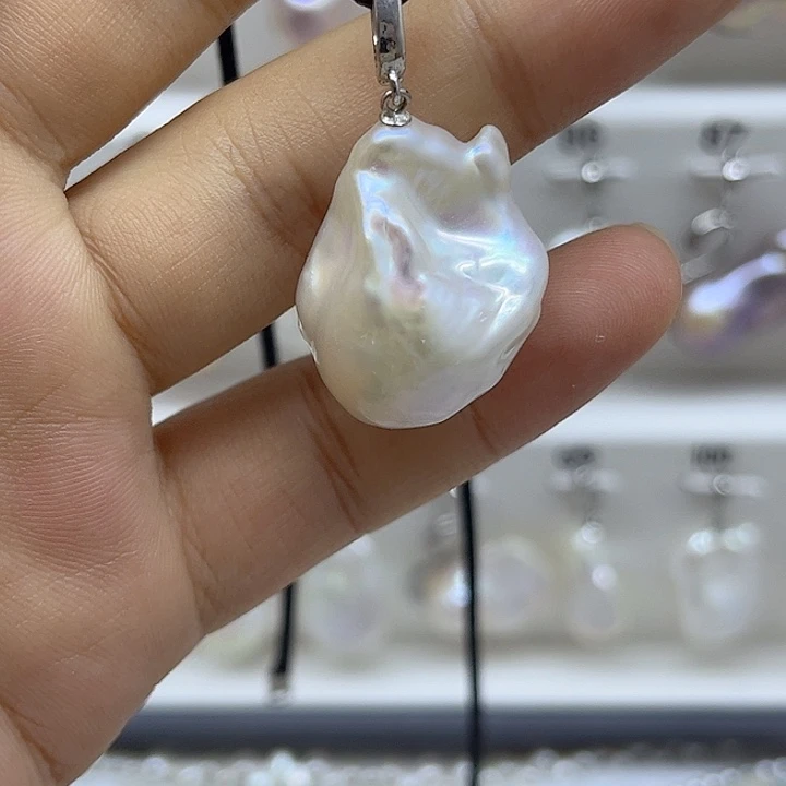 颈饰未镶嵌淡水珍珠