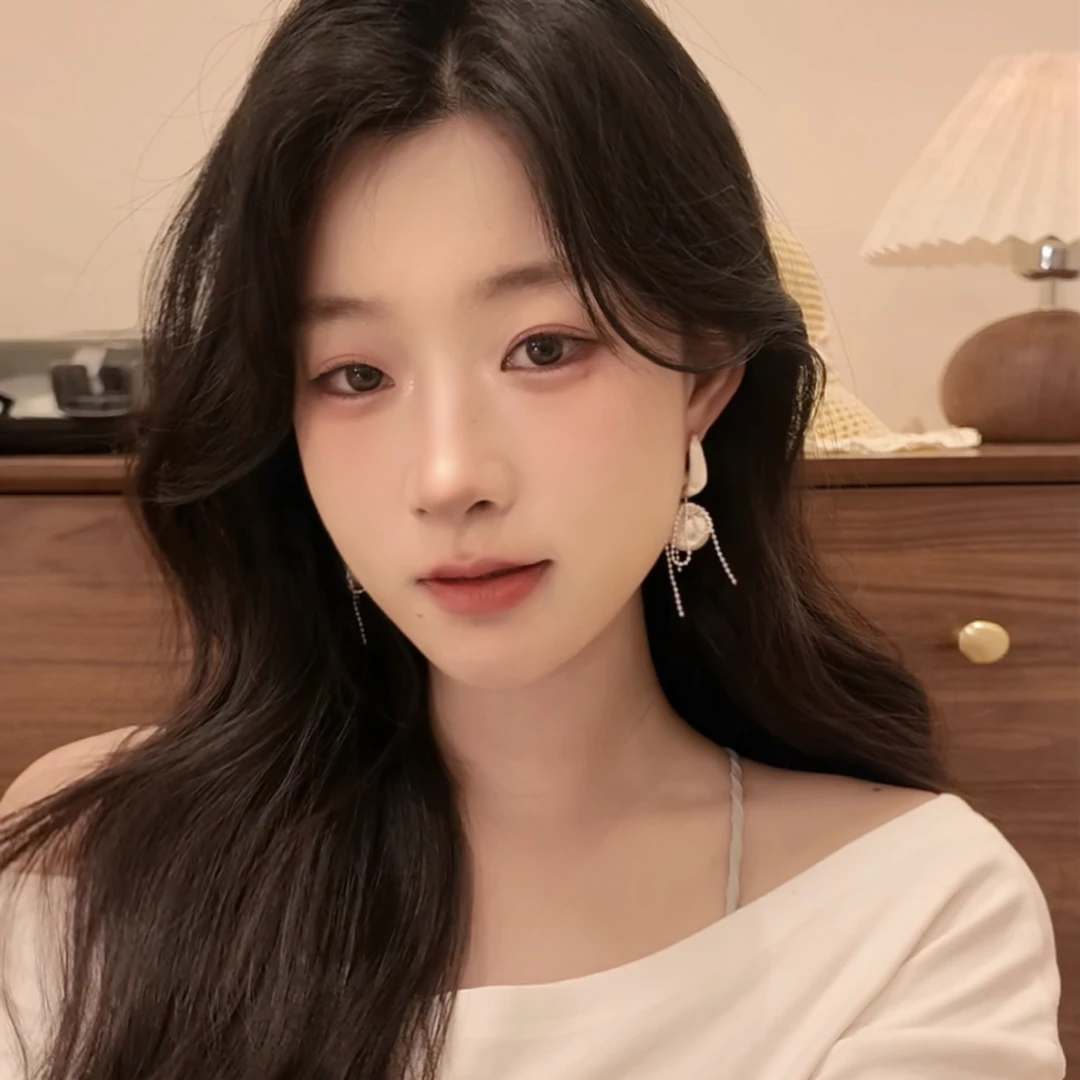 铜合金耳饰 意大利【设计师】 浪漫珍珠流苏耳钉女设计感高级耳环