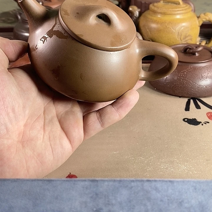 茶壶段泥紫砂的微瑕