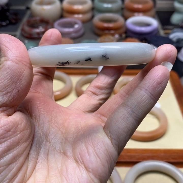 石英质玉未镶嵌60