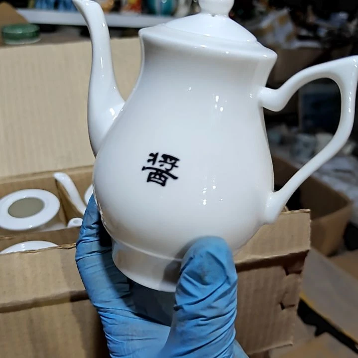 摆件陶瓷盘子碗啥都有