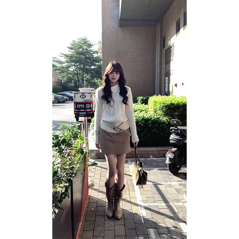 翻领毛衣女秋冬季2025慵懒高级感加厚针织衫长袖上衣修身显瘦短裙