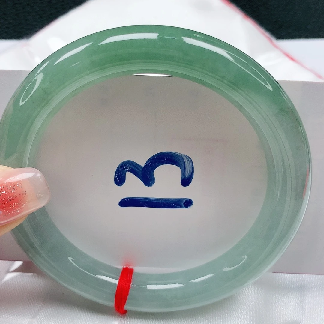 翡翠手镯未镶嵌缅甸天然a货翡翠