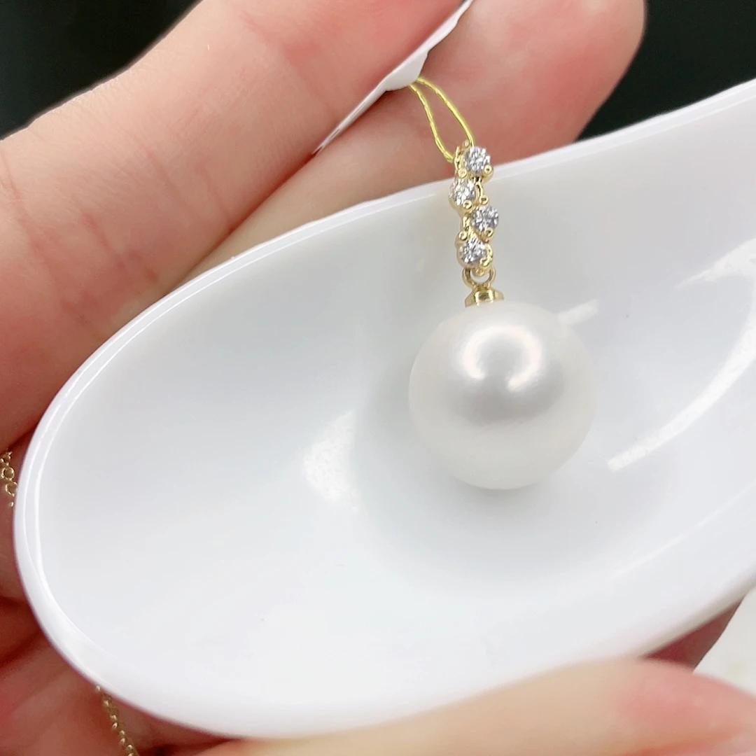 淡水珍珠颈饰合金