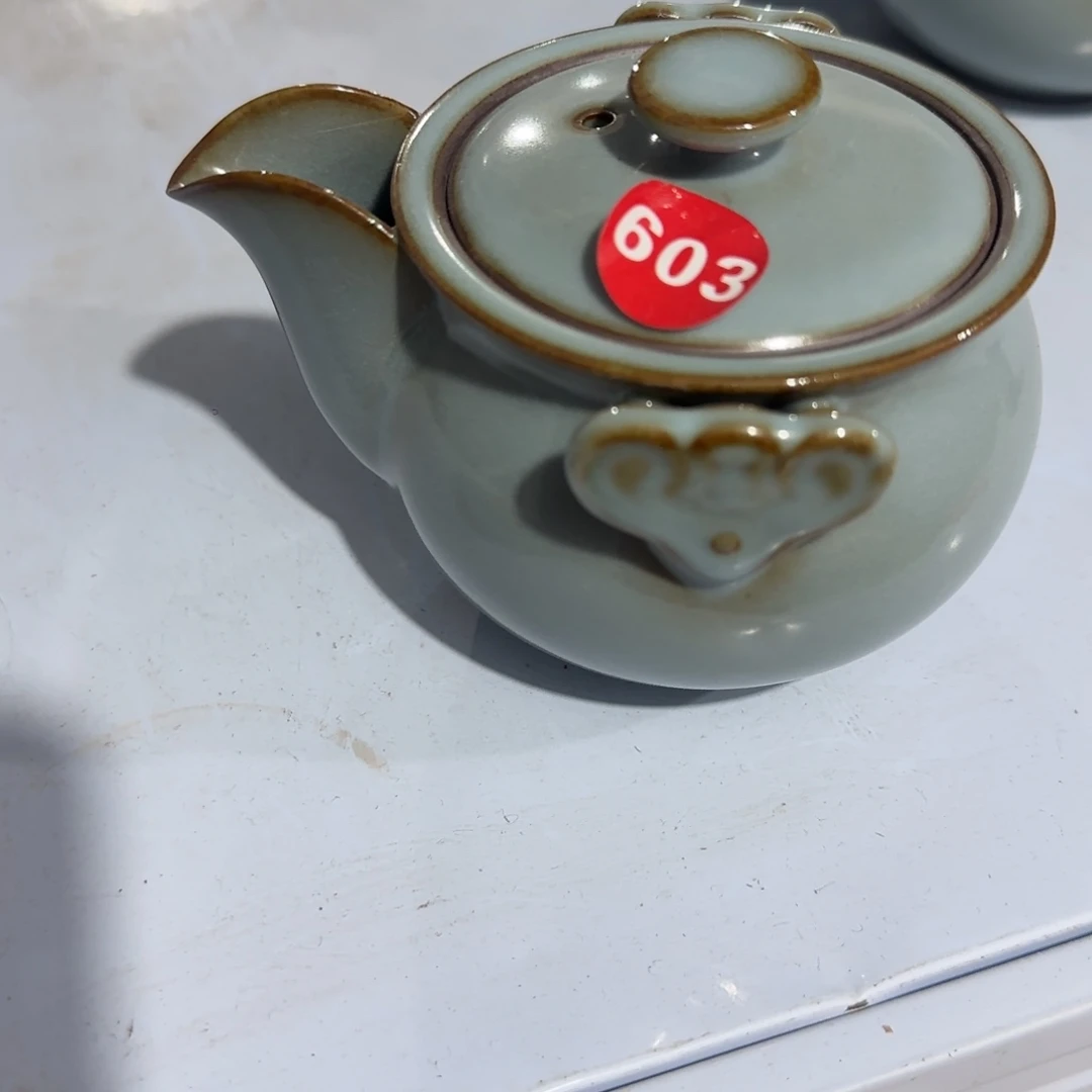 瓷片清库存，小微瑕，便宜点！