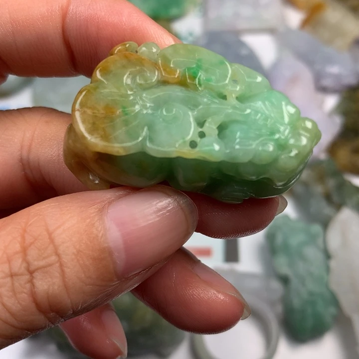 未镶嵌定制翡翠翡翠