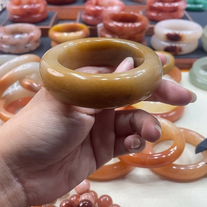 石英质玉钛钢珠宝奇石