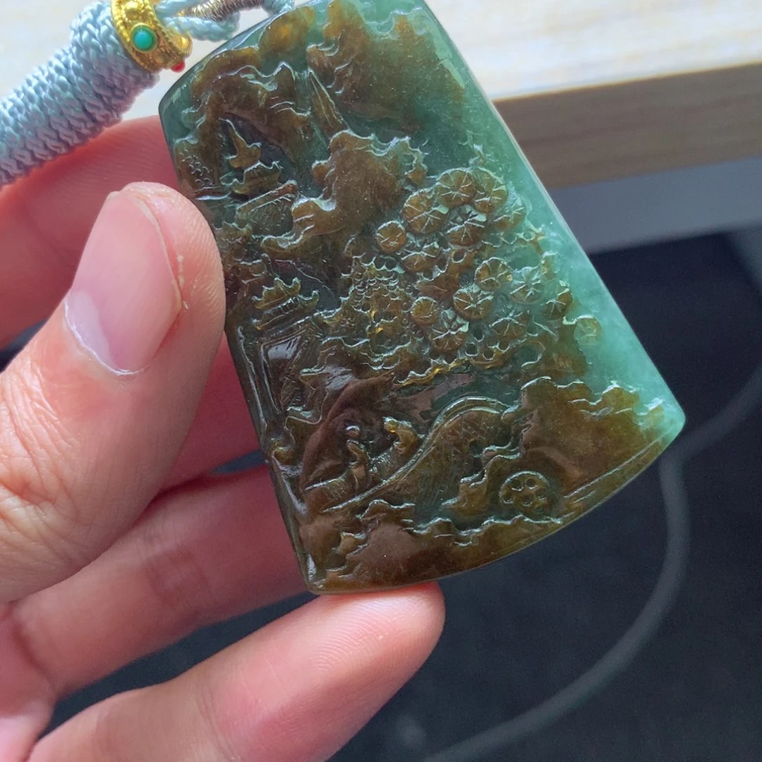 翡翠颈饰未镶嵌吊坠