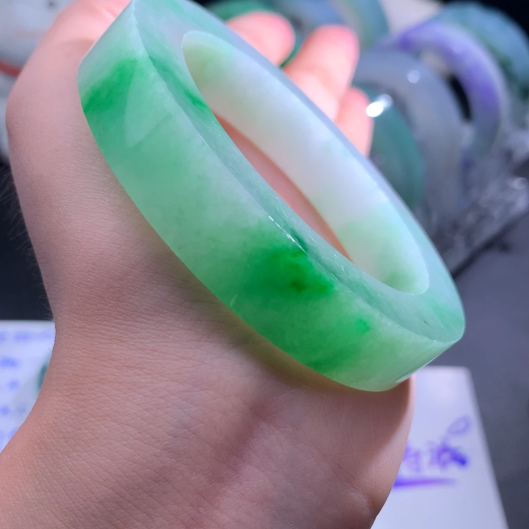 定制翡翠未镶嵌翡翠毛胚白底青