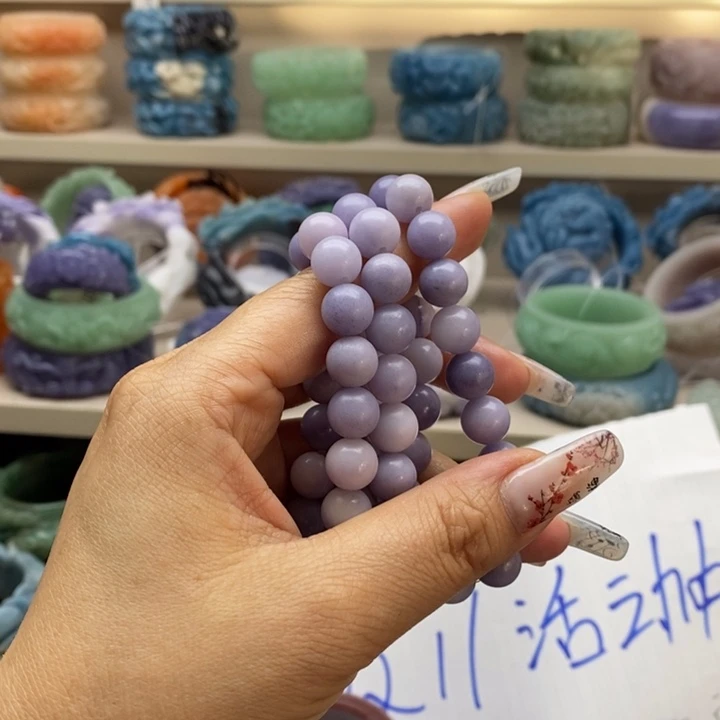 未镶嵌手镯石英岩玉