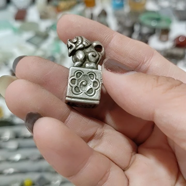 张****小挂件偏远地区不包邮