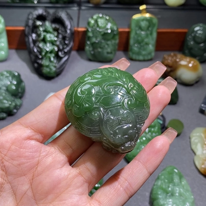 未镶嵌和田玉挂件
