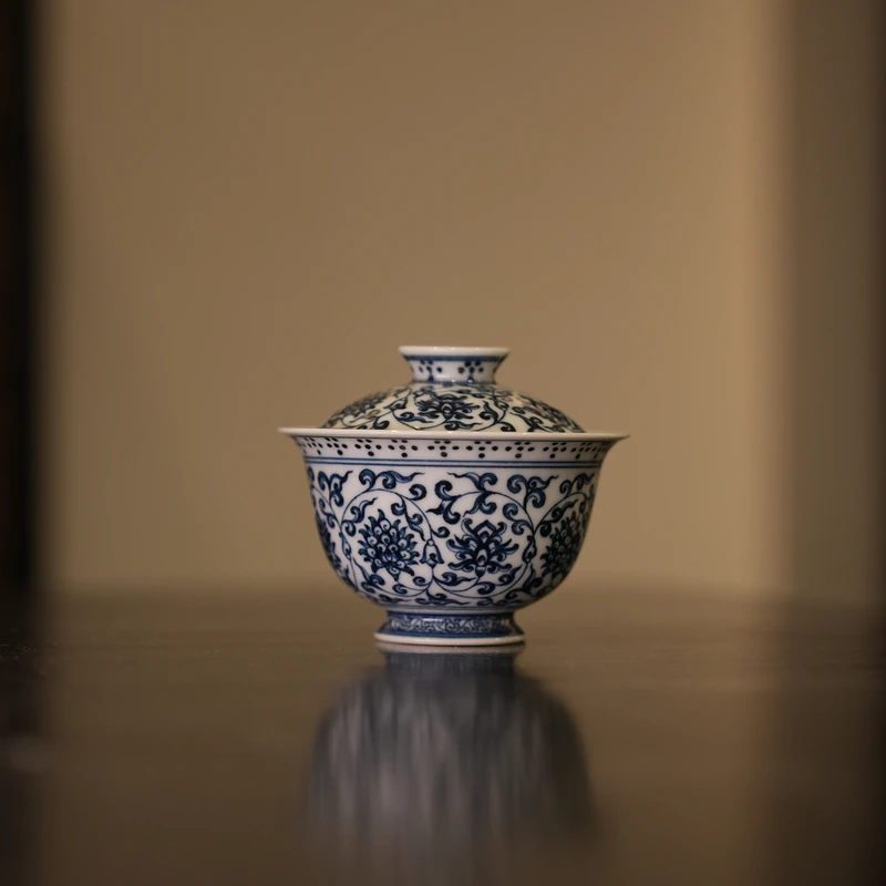 念物青花缠枝莲系列盖碗一个