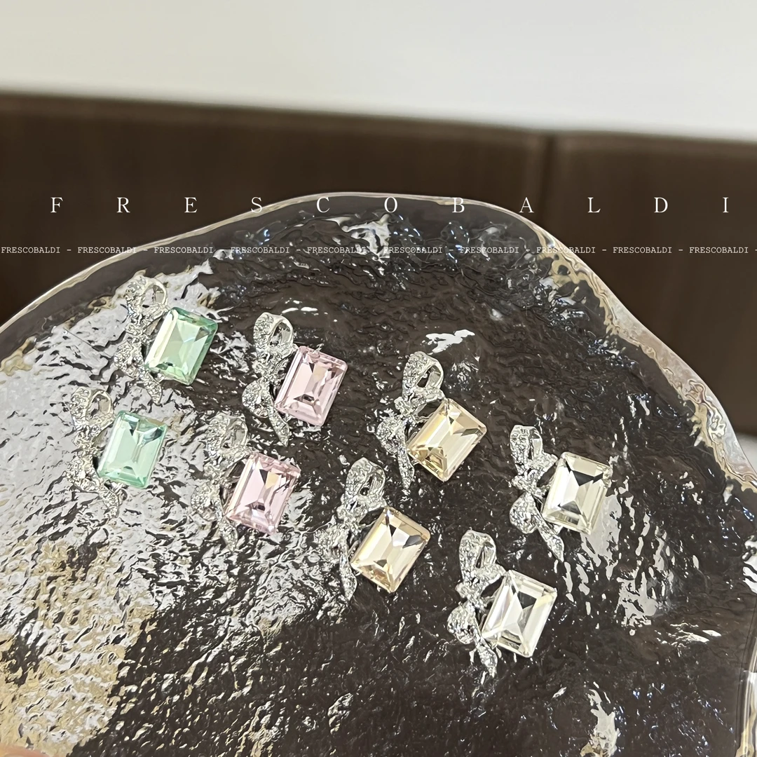 小颖美甲-8颗装混合方糖蝴蝶结钻球美甲饰品堆钻（每色各2颗）