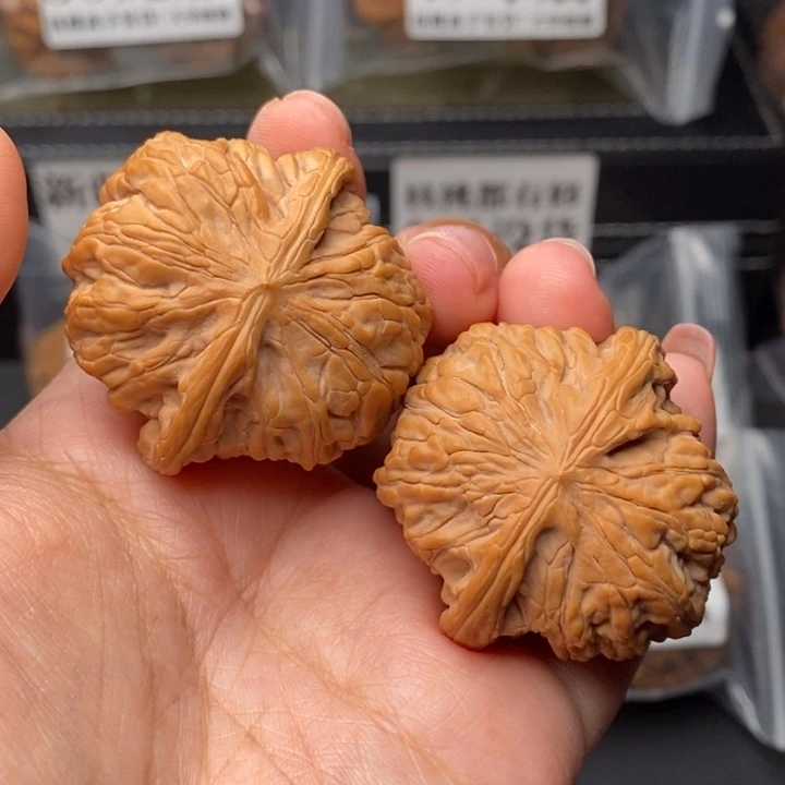 文玩核桃把件虫**’41磨盘
