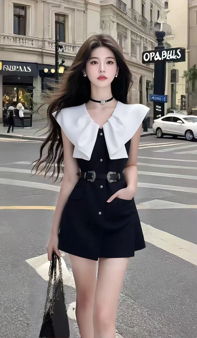 夏季2025新款温柔轻熟风高端V领拼接设计感短袖连衣裙氛围感女装