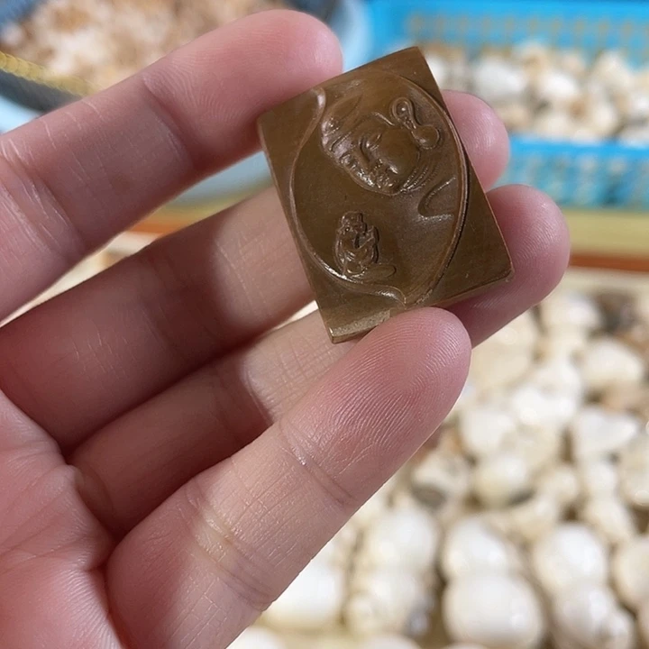 泥塑不打孔联系客服