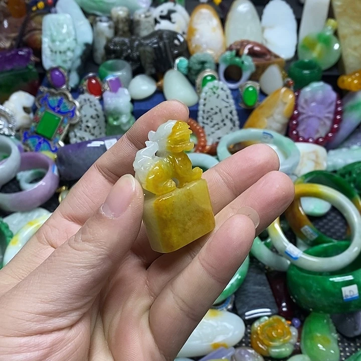 颈饰未镶嵌翡翠官方正规军回血放漏