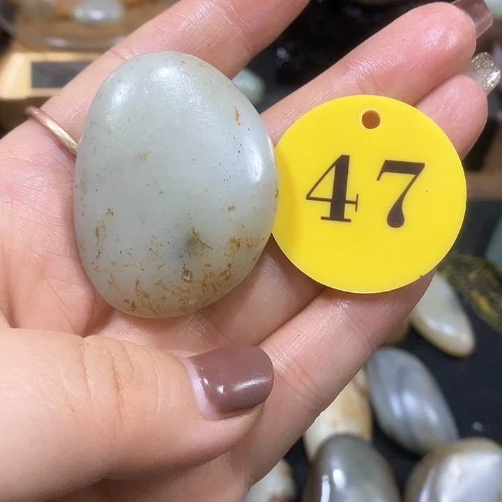 未镶嵌和田玉（糖玉）挂件