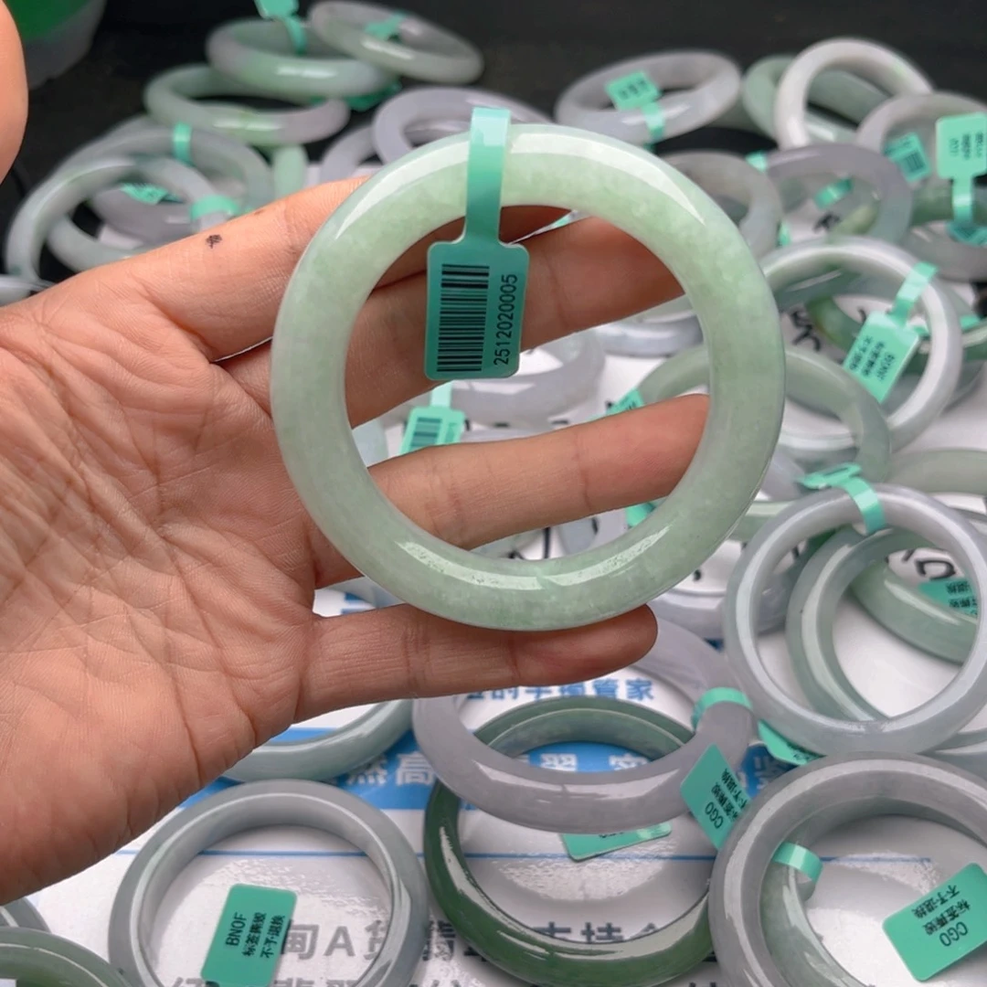 未镶嵌手镯翡翠c****e5556. 99