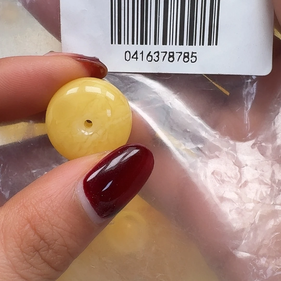 琥珀未镶嵌裸石悠悠