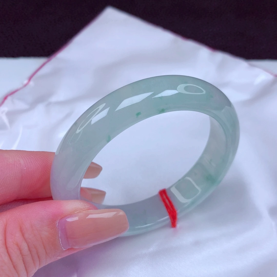 翡翠未镶嵌手镯手镯