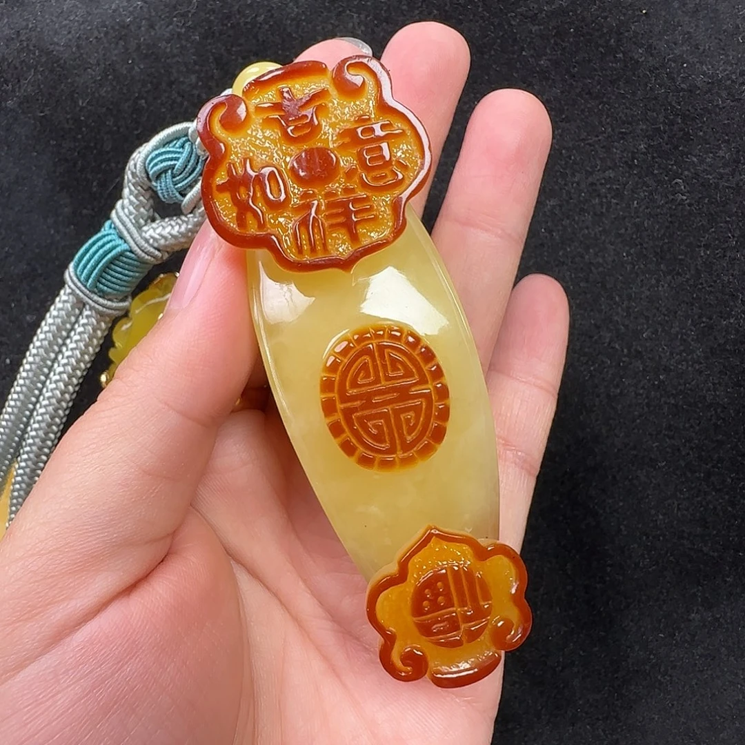 蜜蜡未镶嵌珠宝奇石