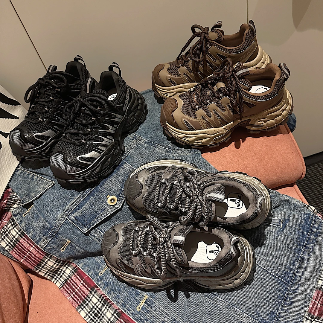 TS2025新款潮流百搭休闲旅游鞋