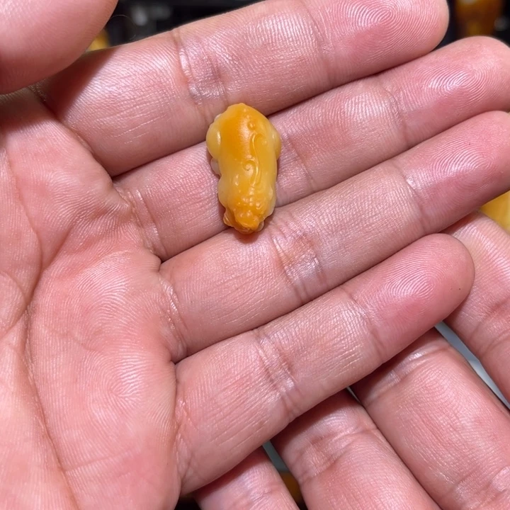 和田玉颈饰未镶嵌用****6