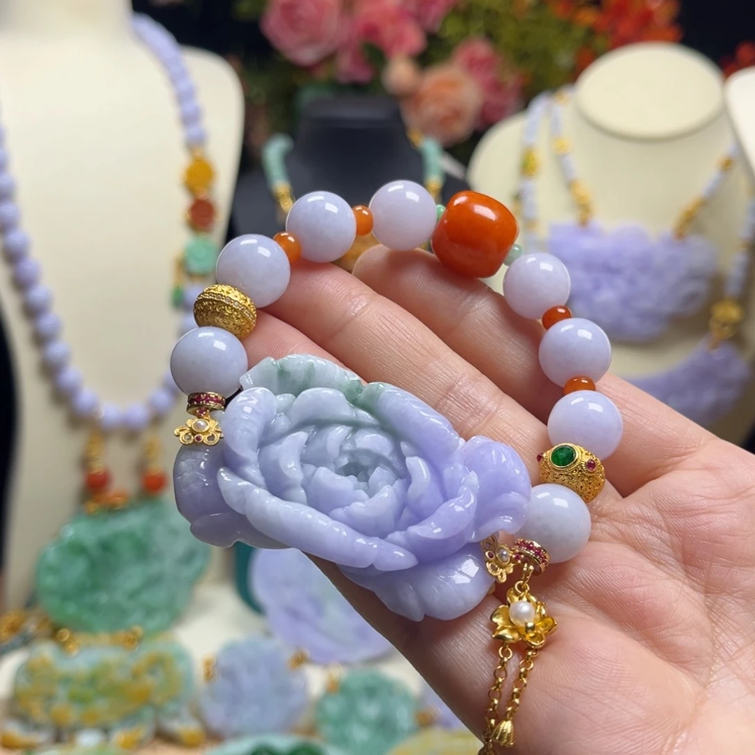 翡翠颈饰未镶嵌紫牡丹