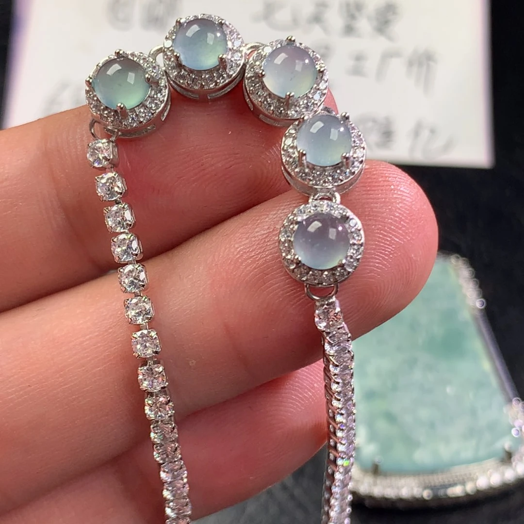 翡翠未镶嵌颈饰手链