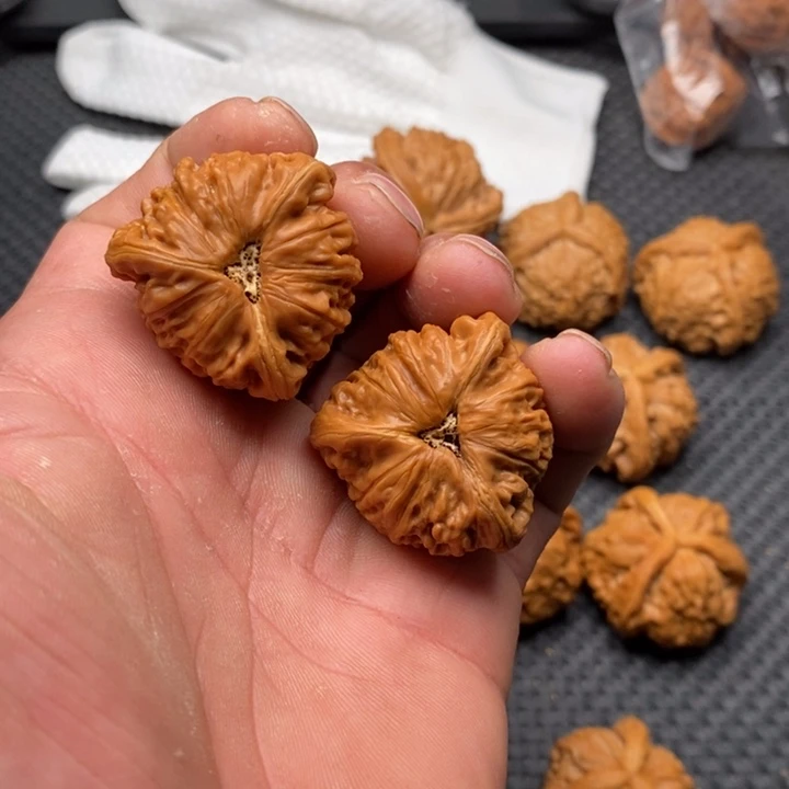 核桃把件?拼接铁锤9