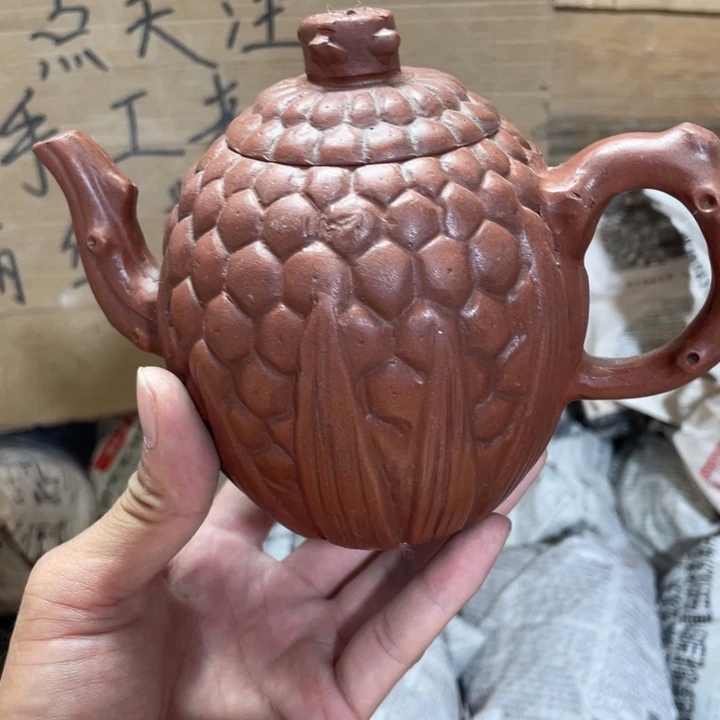 茶壶紫砂老厂紫砂壶一件。