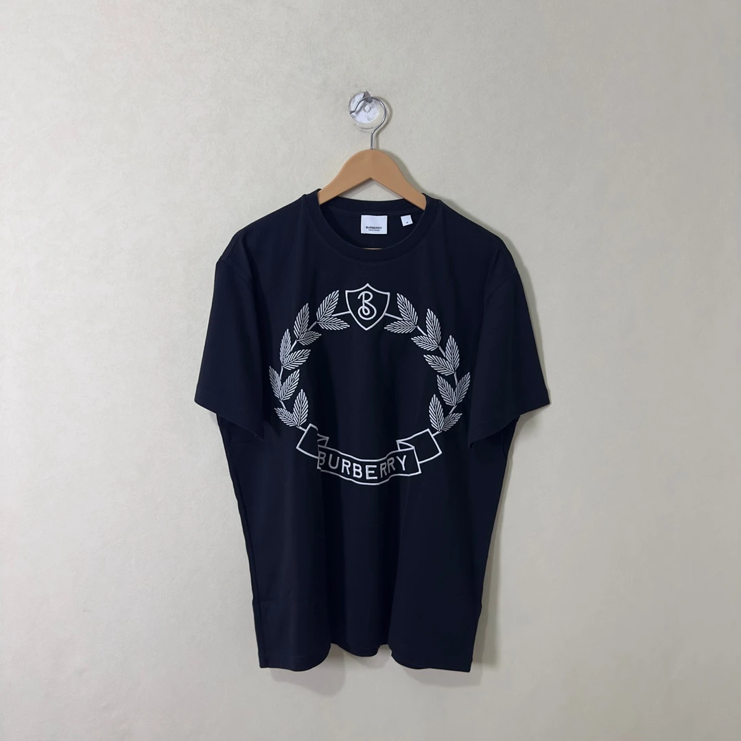 99新 BURBERRY/博柏利 SS23 Logo图案印花圆领短袖
