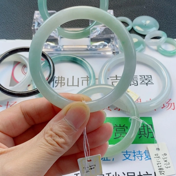 翡翠未镶嵌手镯美人条手镯52-53圈口