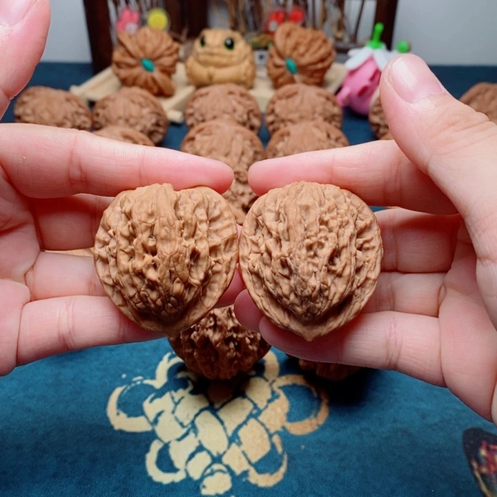 文玩核桃把件麦虎38