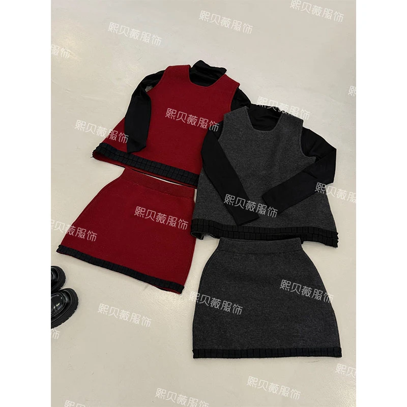 熙贝薇2 下摆褶皱拼接重工马甲A字半裙柔软打底三件套套装 D8953