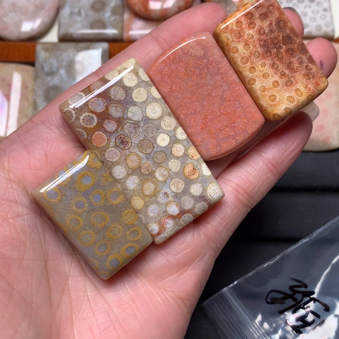 卡***尼硅化玉未镶嵌吊坠无事牌手排平安扣