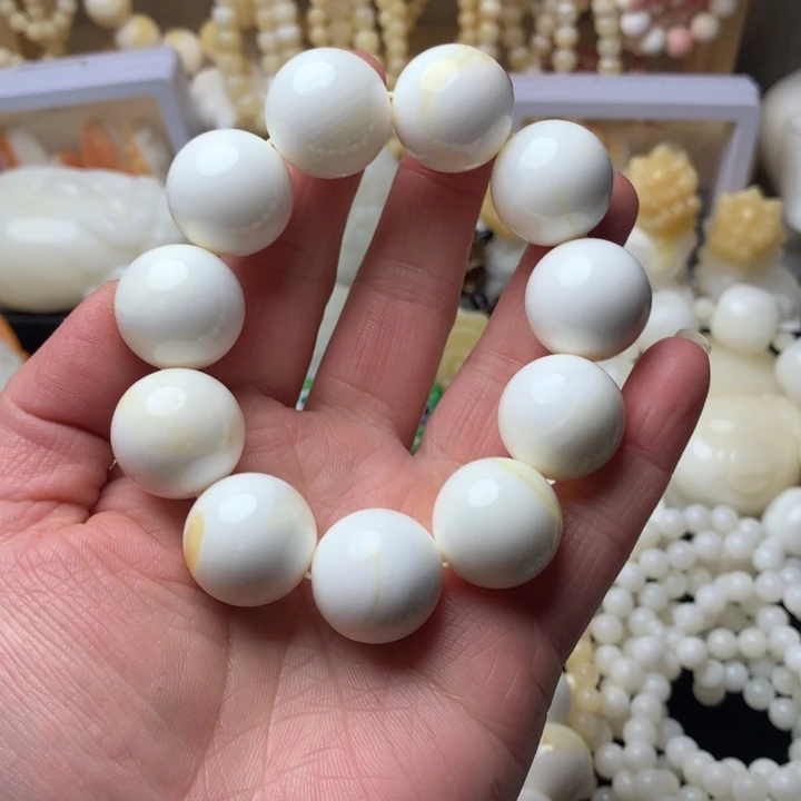 大果紫檀（缅甸花梨）2.0俏色11颗