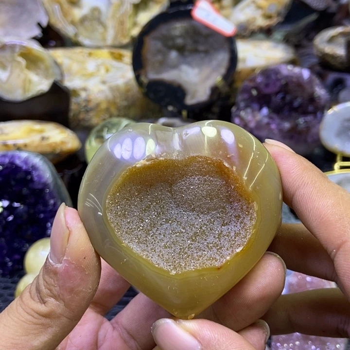 未镶嵌珠宝半成品水晶