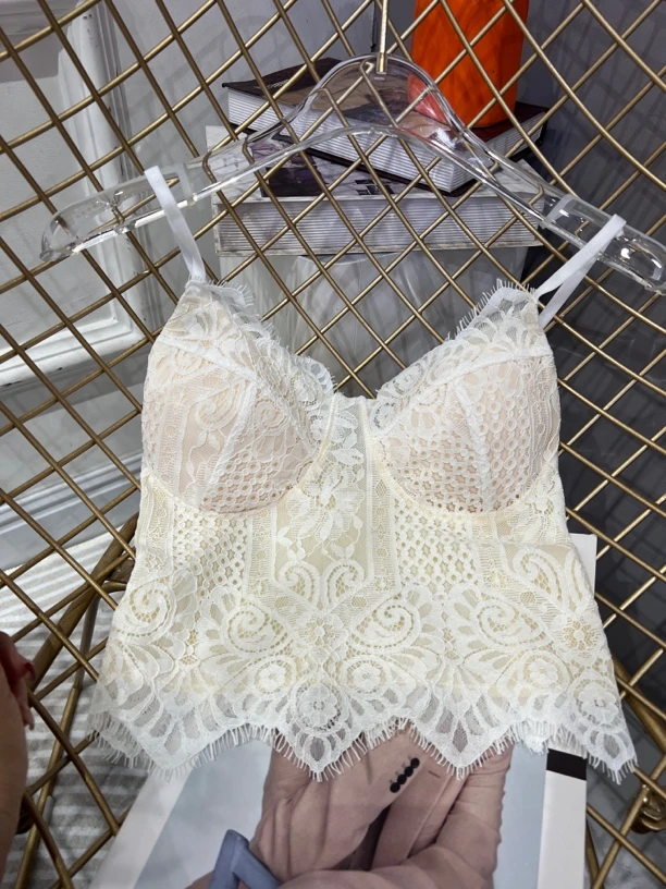 带胸垫定制蕾丝松紧可调节吊带背心内搭上衣