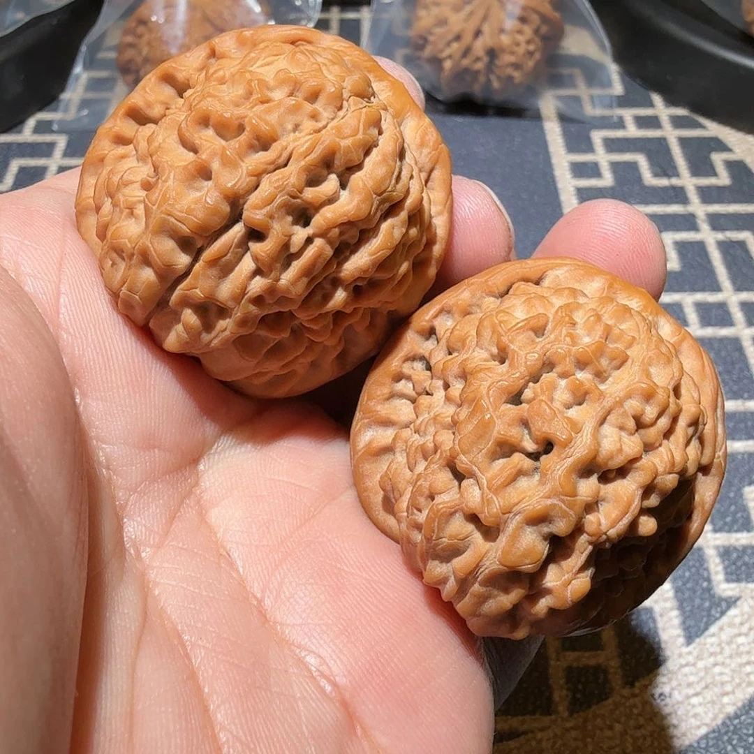 文玩核桃把件七**央莲花·精品