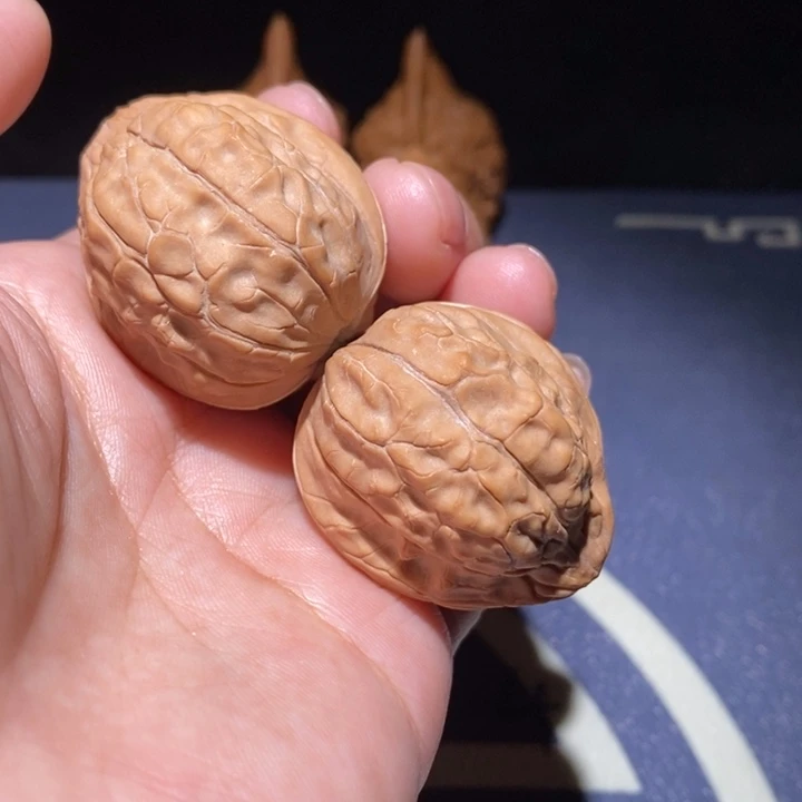 文玩核桃吊坠龟甲纹