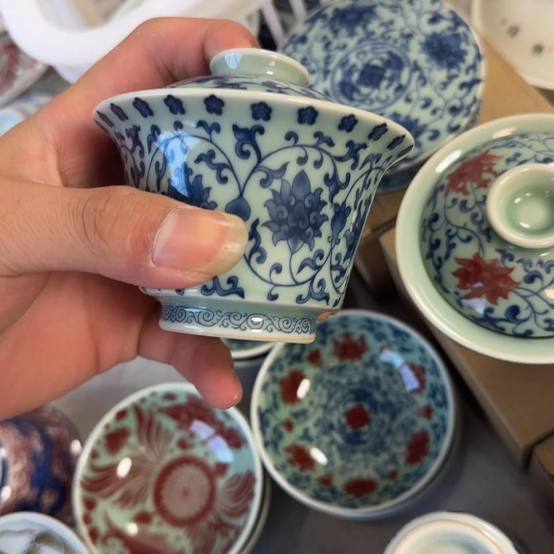 瓷片景德镇青釉青花缠枝莲盖碗