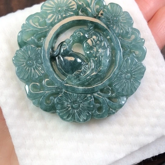 翡翠未镶嵌颈饰缅甸A货，每天下午1点半开播