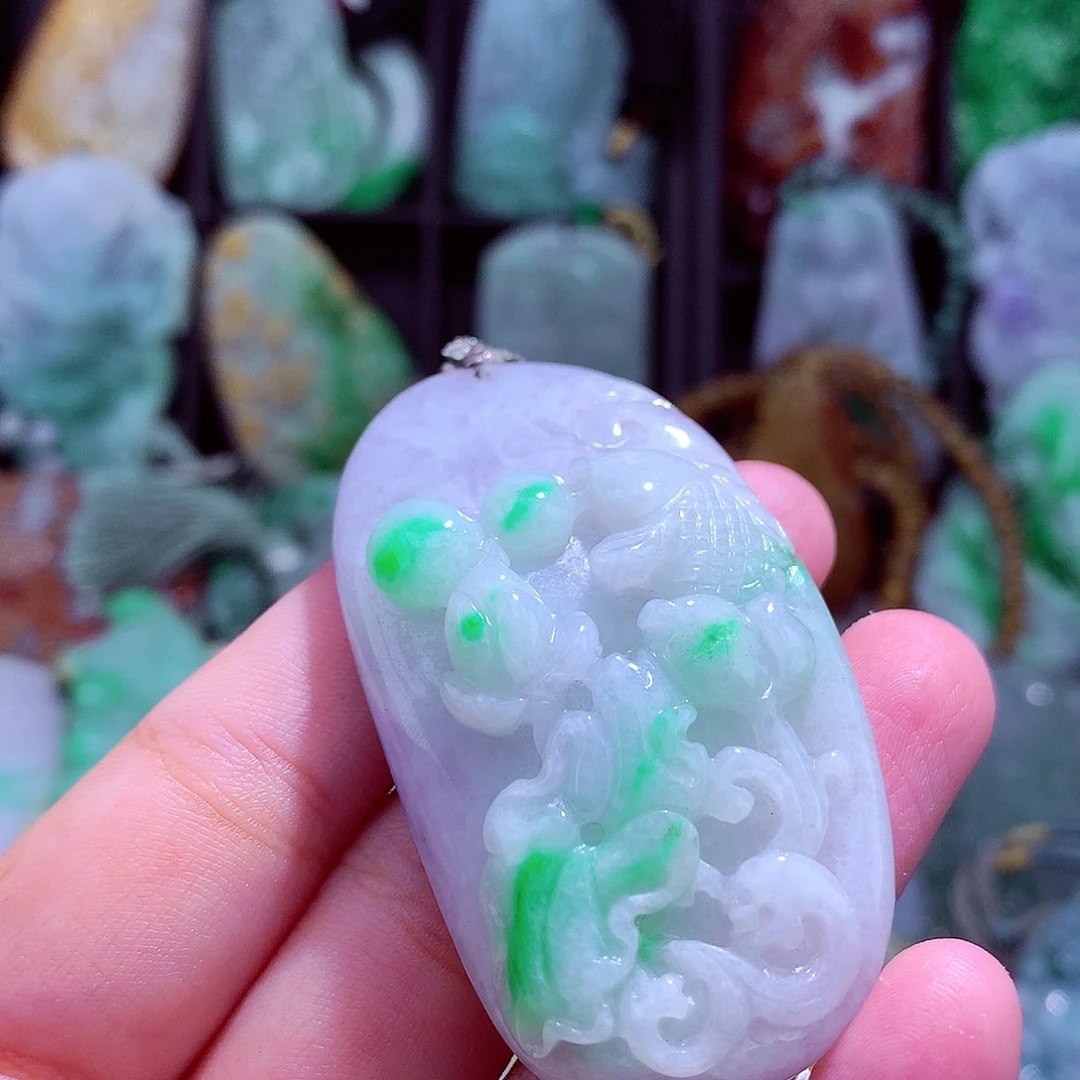 颈饰未镶嵌翡翠天然